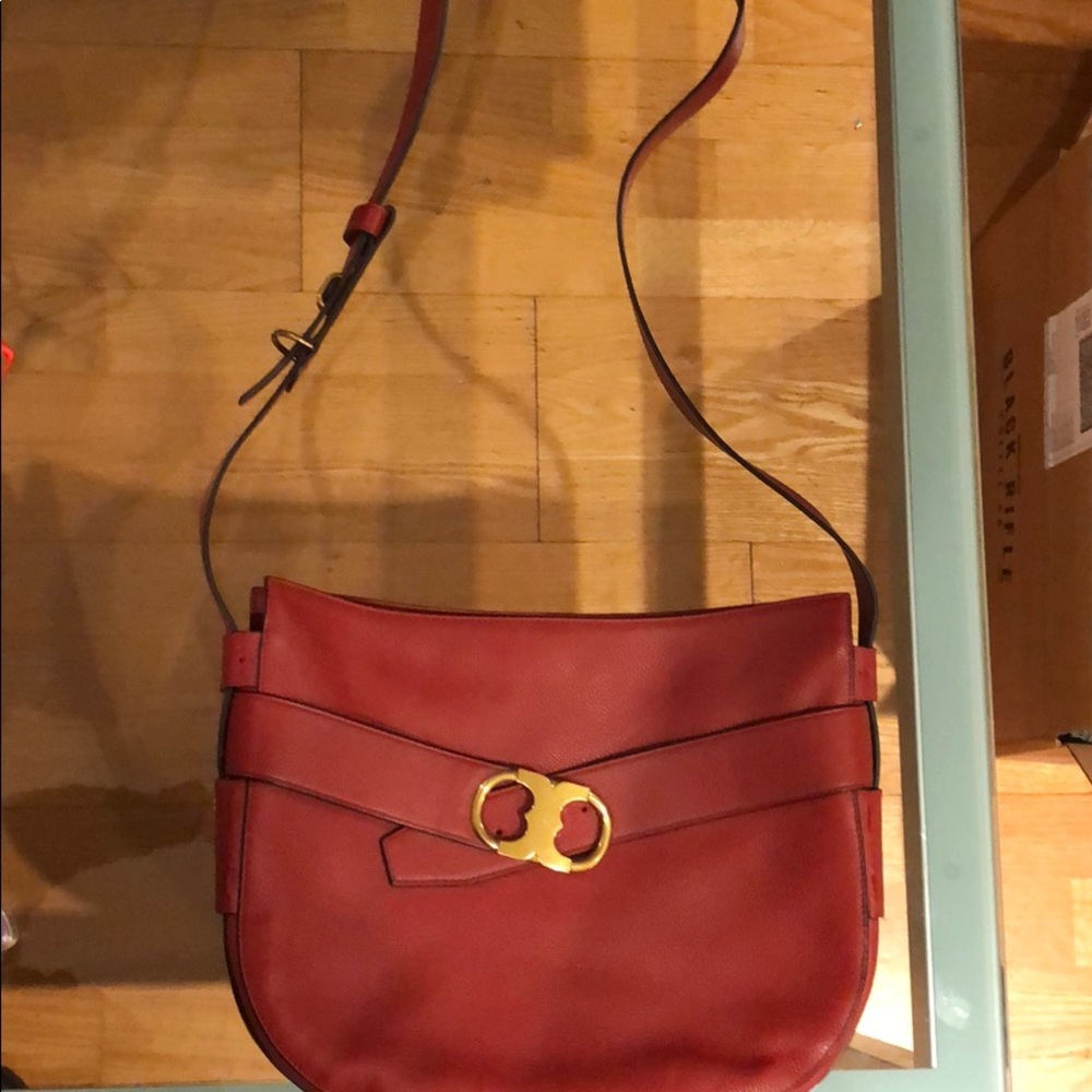 Tory Burch Gemini Link Crossbody